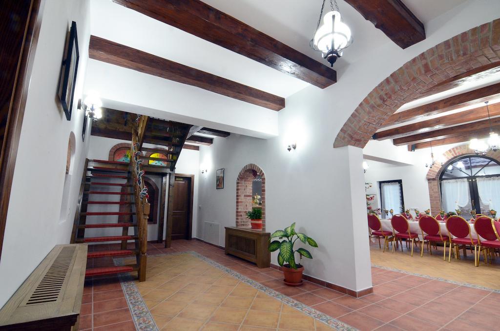 Casa Stefania Hotel Talmacel ภายนอก รูปภาพ