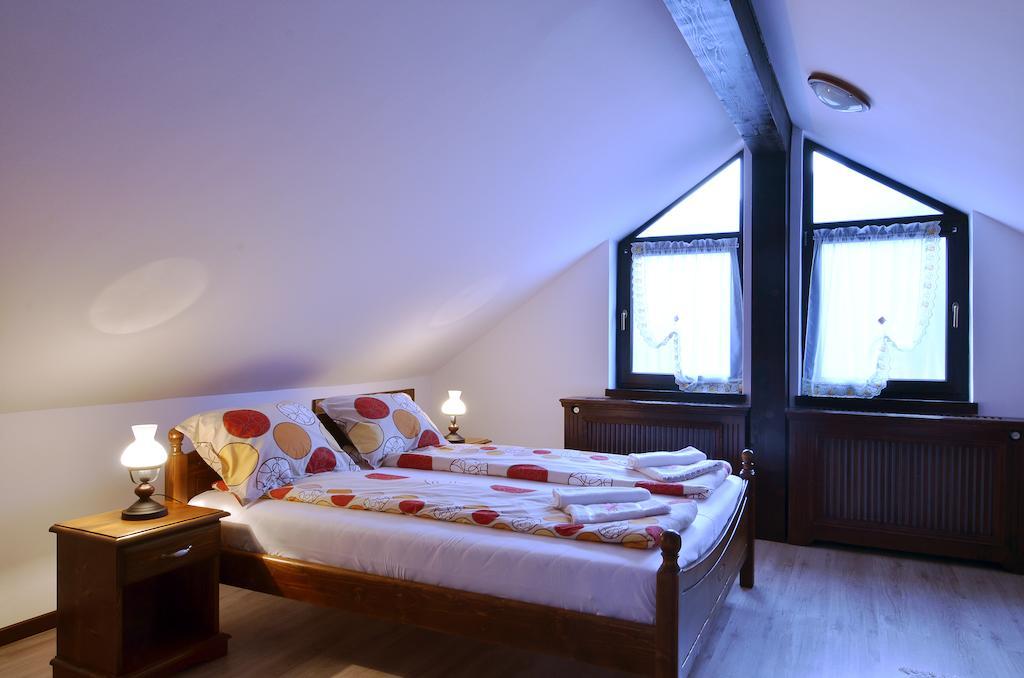 Casa Stefania Hotel Talmacel ภายนอก รูปภาพ